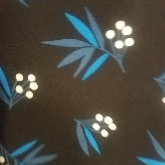 Anne Klein floral dress - Picture 5 of 6